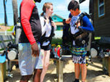Learning about Scuba Diving Gear