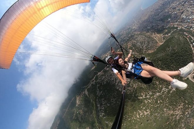 Alanya Paragliding and City Tour with Roundtrip Transfer 10