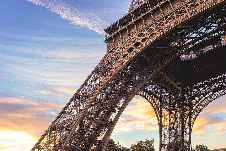 6 Hours Paris Tour with Cruise and Galleries Lafayette 3