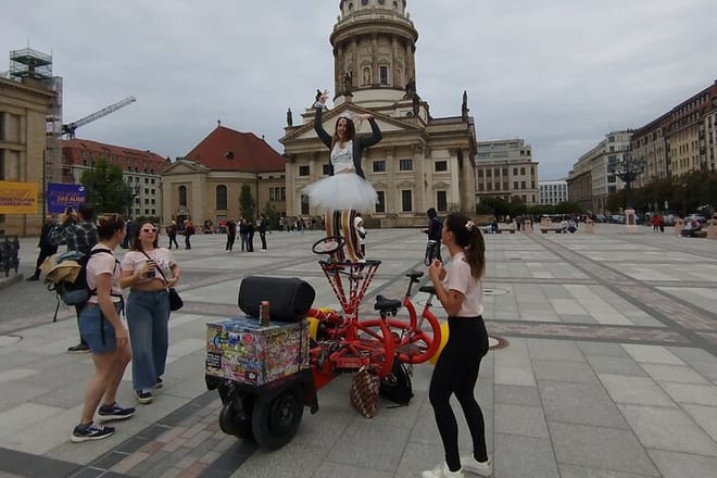 Party and Beer Bike Private Sightseeing Tour Berlin with Pick-up 6