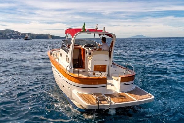 Private Boat Tour from Sorrento to Capri on a Classic Gozzo 7.50