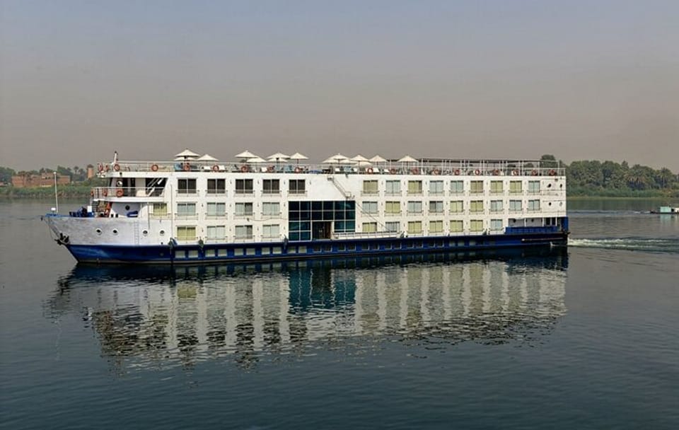 Nile River Cruise: 2 Nights from Luxor to Aswan with Tours