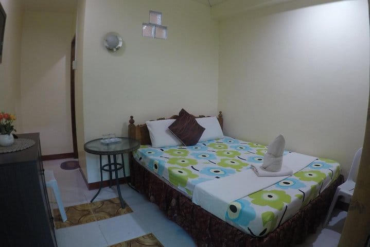 Option lucky garden inn accomodation room for 1 to 2 adults