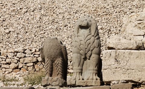 Mount Nemrut and Göbeklitepe All-Inclusive Tour from Istanbul