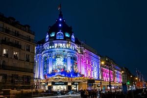 6 hour Paris city tour with Galeries Lafayette, Montmartre and River cruise 