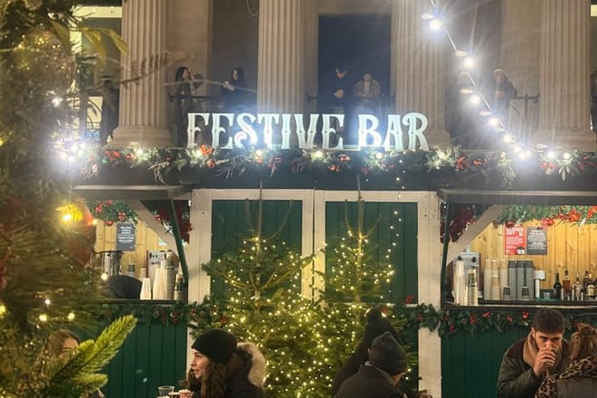 Christmas in London Walking Tour 4