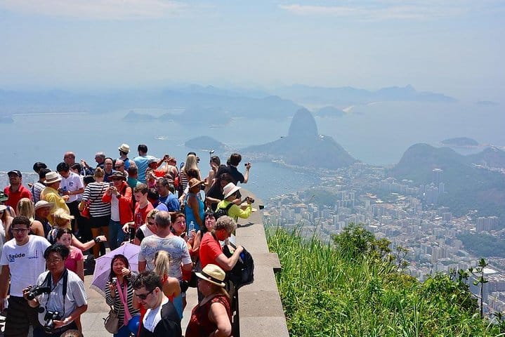 The Best of Rio - Christ Redeemer - Sugarloaf - Maracanã - Downtown 6