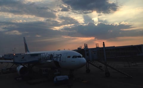 Airport Transfer from Katunayake to Colombo City