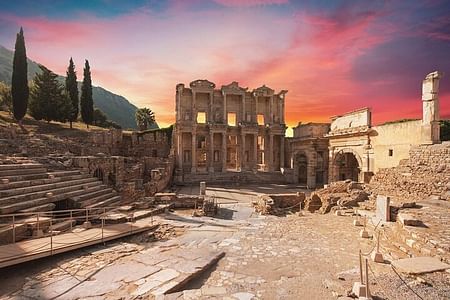 Private Ephesus Tour with Relaxing Turkish Bath Experience from Kusadasi