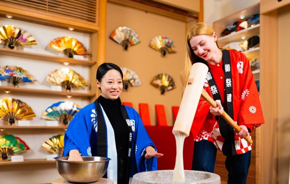 Tokyo Traditional Mochi Pounding Experience with Tasting