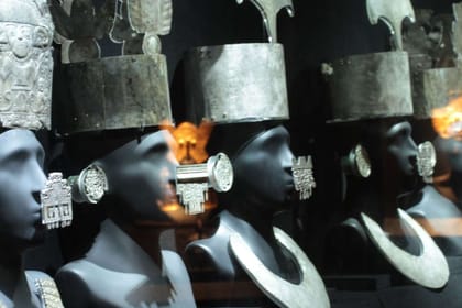 Lim-16 : Larco Museum – Unveiling Ancient Peru’s Treasures