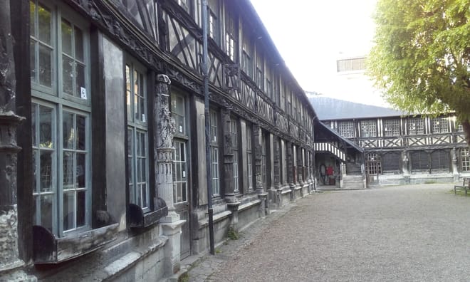 Rouen Castles & Abbeys Private Tour from Rouen 7