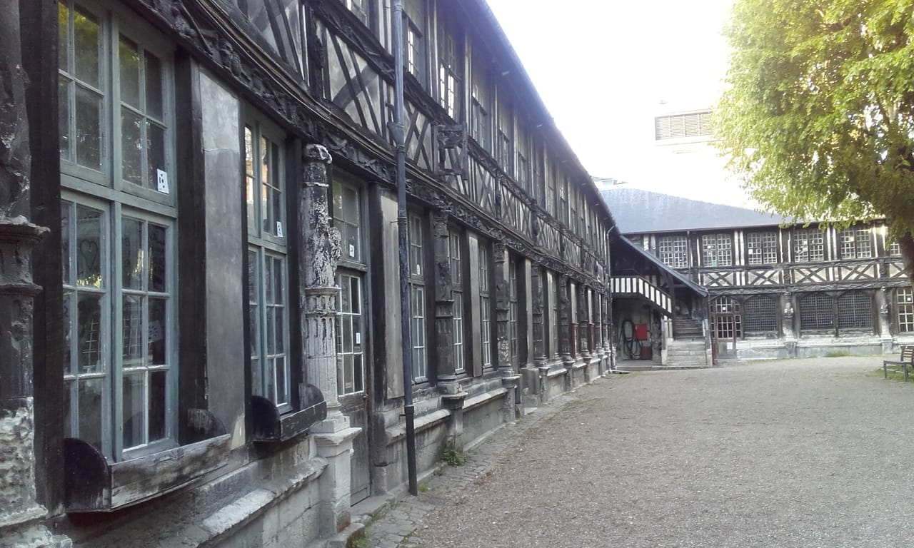 Rouen Castles & Abbeys Private Tour from Rouen 7