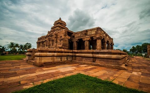 Mallikarjuna Temple Day Tour from Hyderabad by Bus