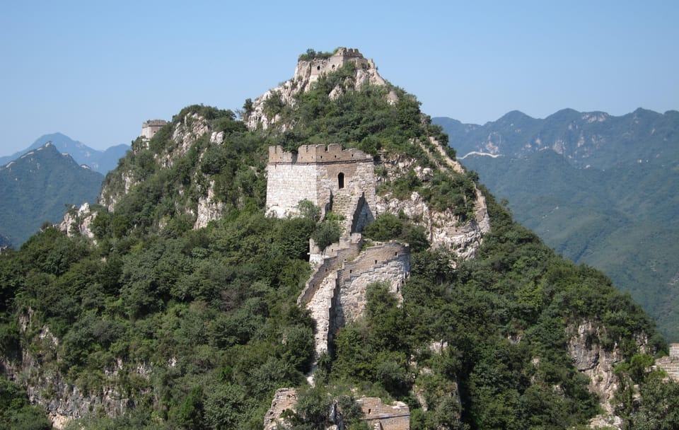 Hiking Tour from Jiankou to Mutianyu Great Wall in Beijing