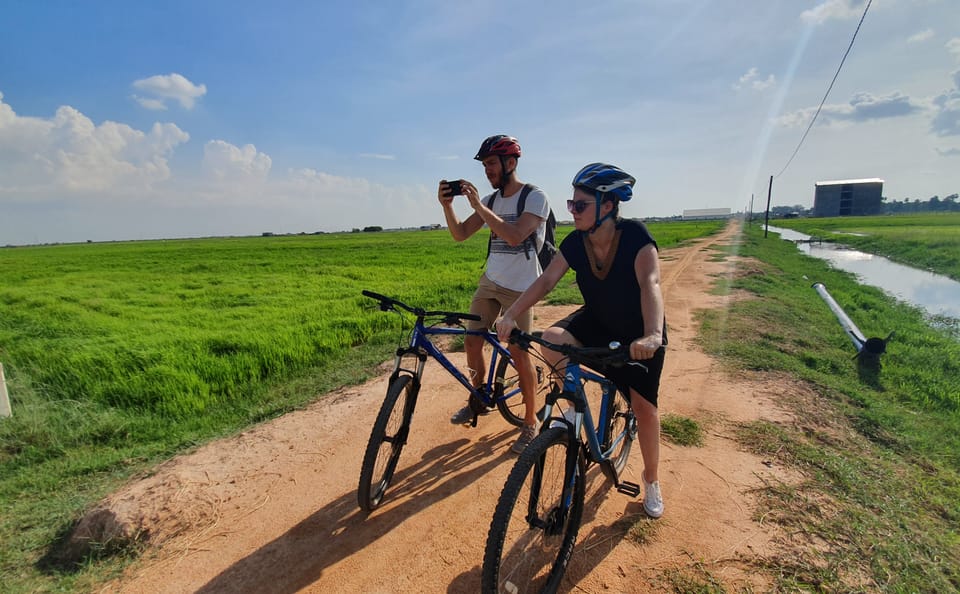 Siem Reap Local Village Cycling Tour (Local Experience)