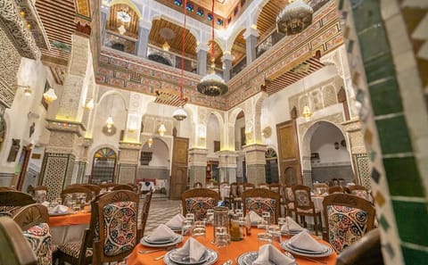 Horse Carriage Tour Through Historic Fes, Morocco