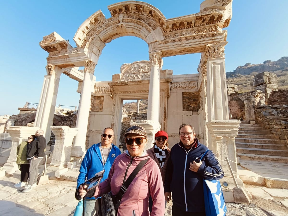 Ancient Ephesus and Pamukkale with Lunch Tour FROM IZMIR