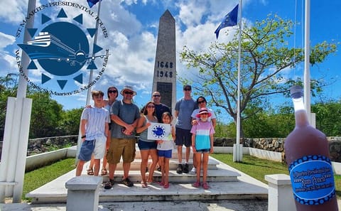Private VIP Sightseeing and Beach Tour in Sint Maarten