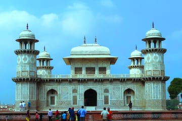 Agra City Tour with Private Vehicle and Local Guide