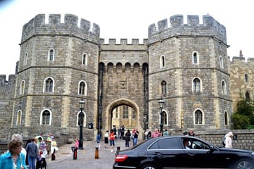 Windsor Castle & Hampton Court Palace, Private Tour Including entry pass