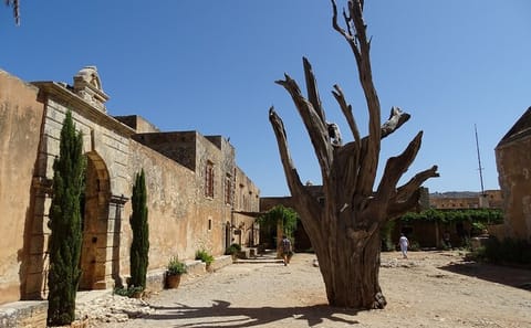 Private Cultural Tour of Arkadi Monastery and Rethymno