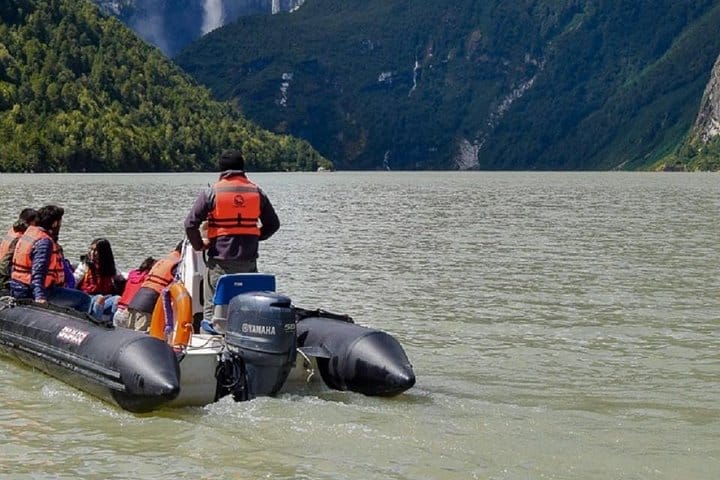 Navigation in Gomones