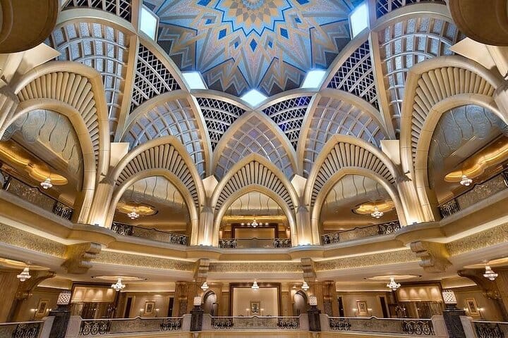 qasr al watan interior
