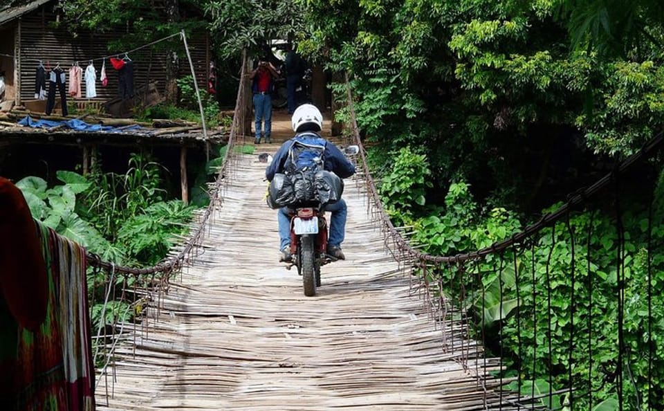 Hanoi to Mai Chau 2-Day Adventure with Bungalow Stay