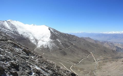 Leh Cultural and Sightseeing Tour with Hotel Transfers