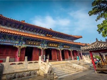 Huaqing Palace Walking Tour in Xi'an, Shaanxi