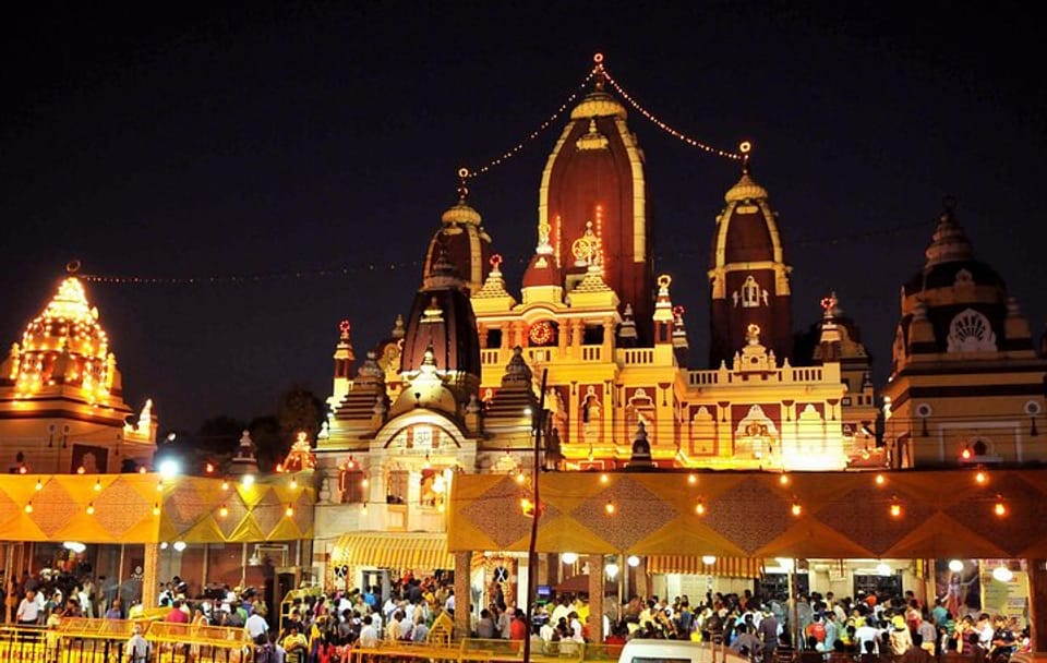 Evening Delhi Tour with Dinner in Private Air-Conditioned Vehicle