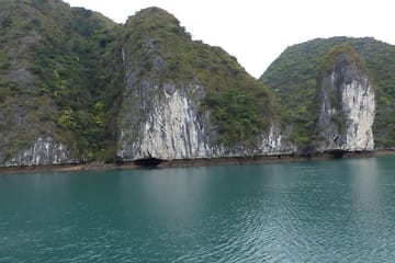 Hanoi City Tour and Halong Bay Cruise Adventure