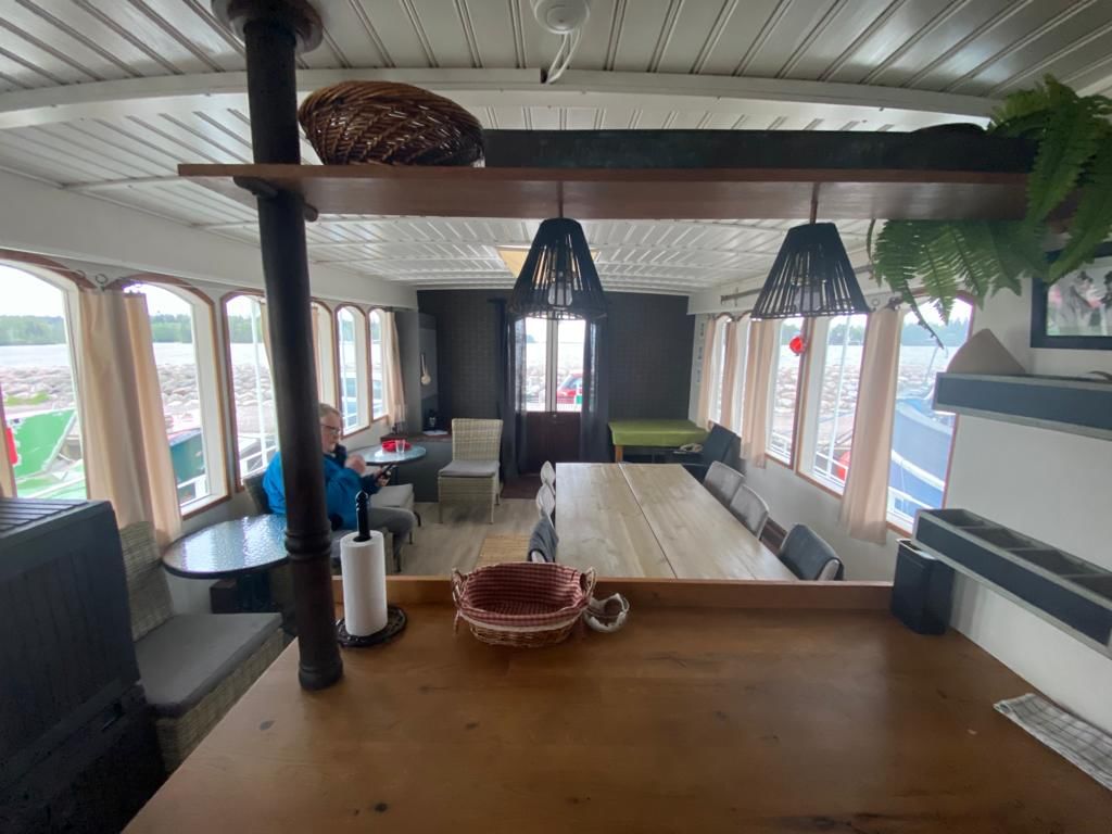 Moottoriveneen sisustus Helsingissä