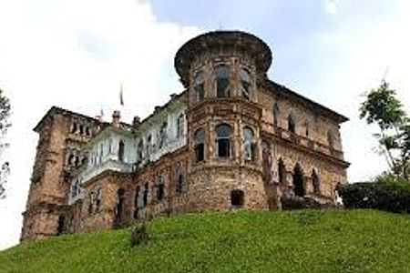 Kuala Lumpur to Ipoh Day Tour | Explore Temples, Heritage & Caves