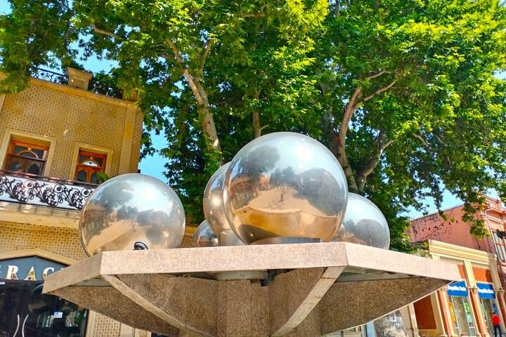 Ganja_tour_Gence turu-Ganja city center-Fountain Ganja-Genje-Funtain square-BEst Azerbaijan tour package-01