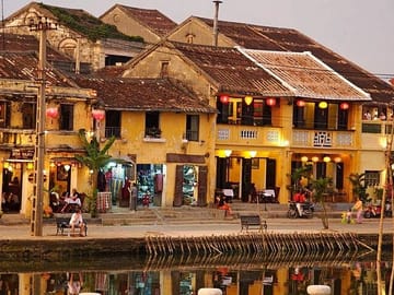 Marble Mountain and Hoi An Old Town Cultural Tour