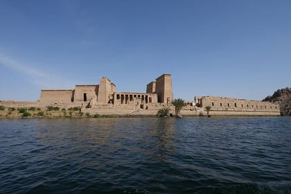 Nile Cruise from Aswan to Luxor with Daily Guided Trip