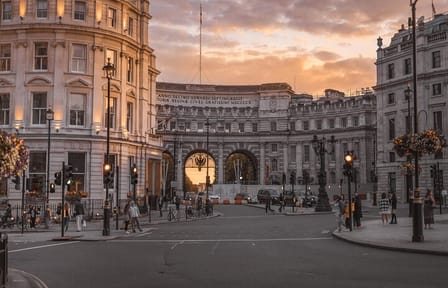 London 3-Hour City Orientation Tour by Bus and Foot