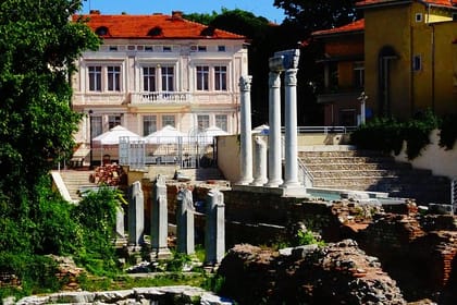 Plovdiv and Perushtitsa Day Trip with Wine Tasting from Sofia