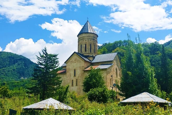 Racha Tour: Wine, Nature & Georgian Charm 9