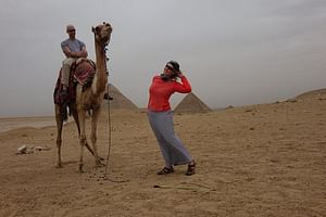 Sunset or Sunrise Tour: Pyramids of Giza by Horse or Camel