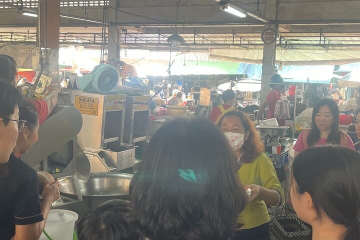Silom Thai Cooking School with Fresh Market Tour 9