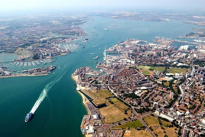 Private transfers to/from Portsmouth Int'l Port and London Heathrow Airport 4