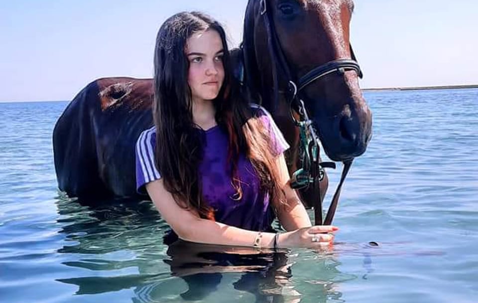 Premium 3 Hours Horse Riding Adventure with Swimming – Hurghada