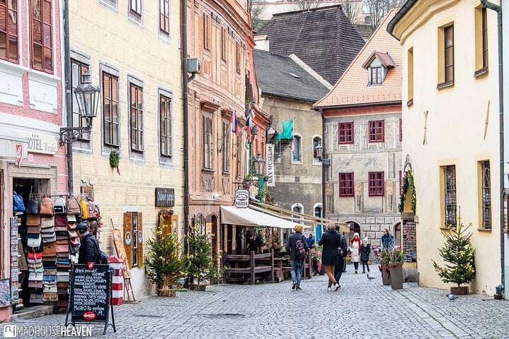 Salzburg to Prague Private Transfer with Cesky Krumlov Stop 5