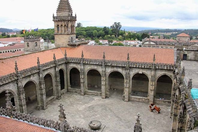Guided tour Old town, Cathedral and Museum