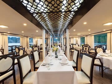 5-STAR Amanda Cruise - Ha Long Bay Explorer - 2 Days 1 Night
