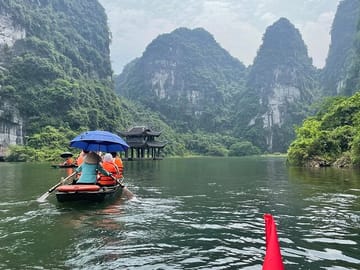 1 Day Luxury Ninh Binh Tour Bai Dinh and Trang An Boat Trip