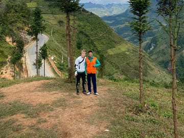 From Sapa: Ha Giang Loop Tour 3 nights 2 days with motorbike/car